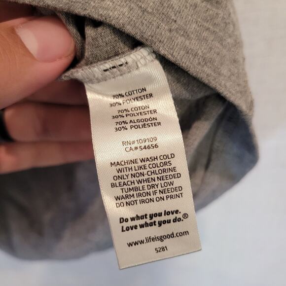 Life Is Good Crusher T Shirt Mens Medium Short Sleeve Gray Truck Dog American - Picture 6 of 8